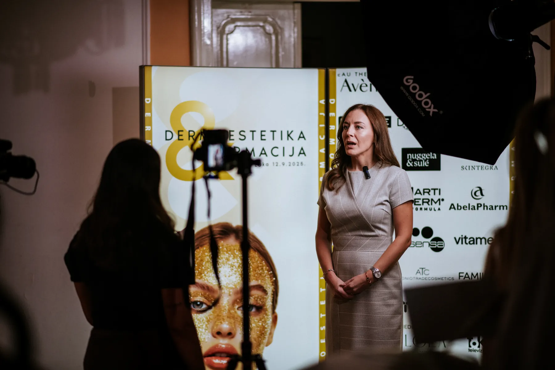 D&F konferencija 2024 — predavačica na bini